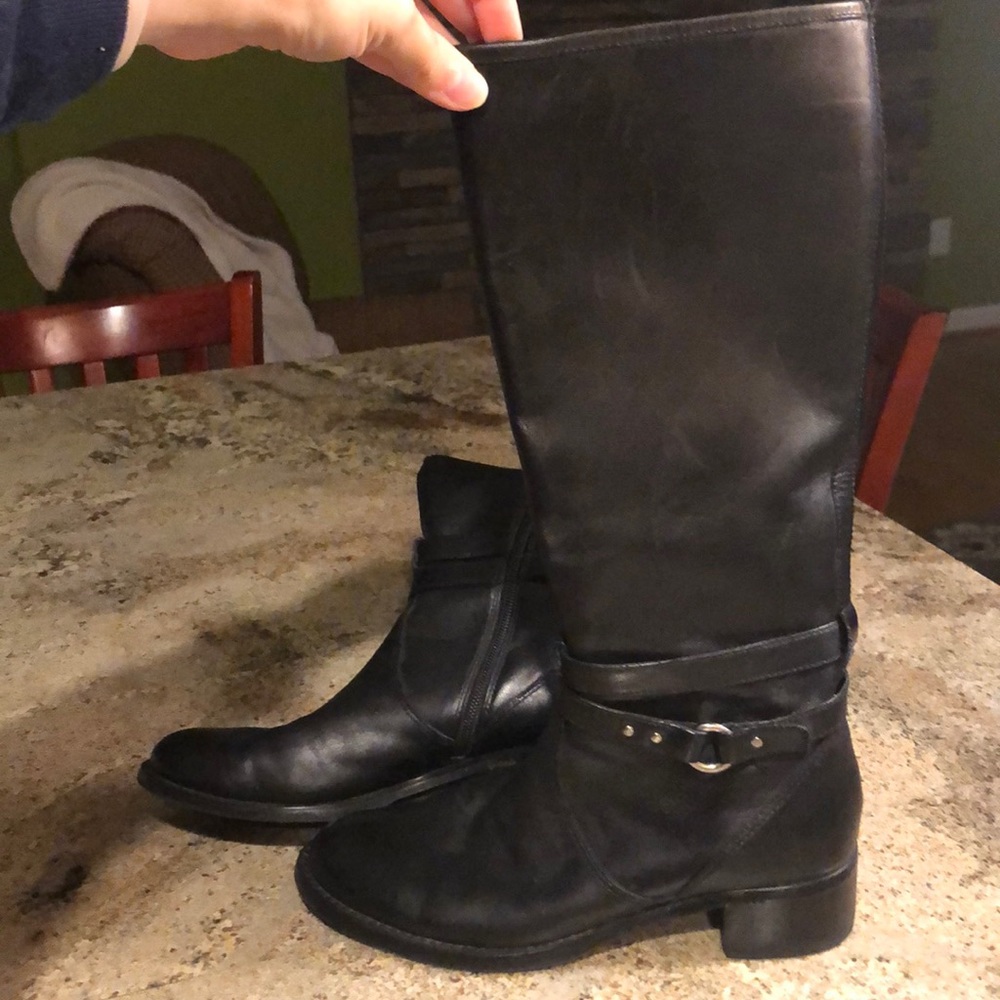 Black Boots